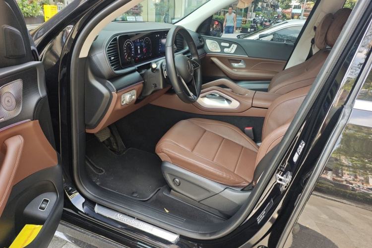 Used Mercedes-Benz GLE 2025 GLE 350 4MATIC Stylish Model Driver Seat