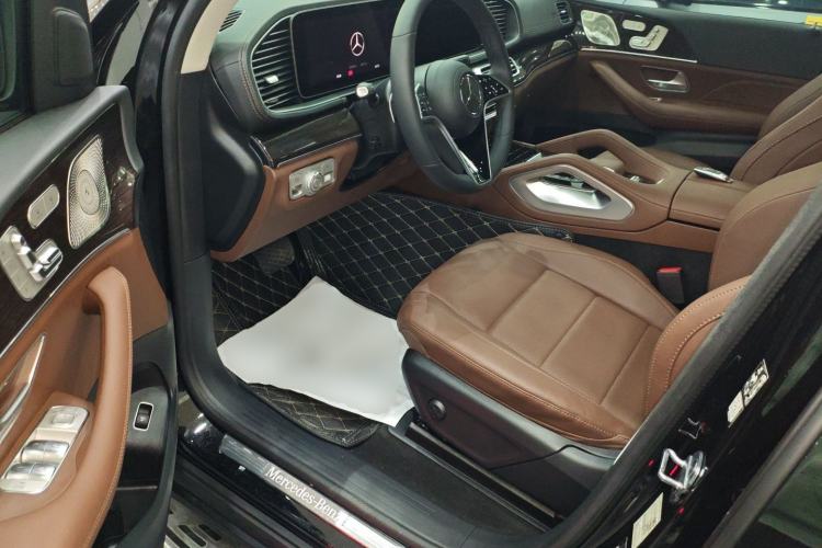 Used Mercedes-Benz GLE 2025 GLE 350 4MATIC Stylish Model Driver Seat