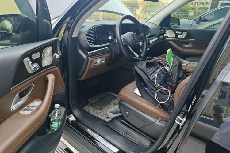 Used Mercedes-Benz GLE 2025-Year Restyled GLE 350 4MATIC Fashion Edition Driver Seat