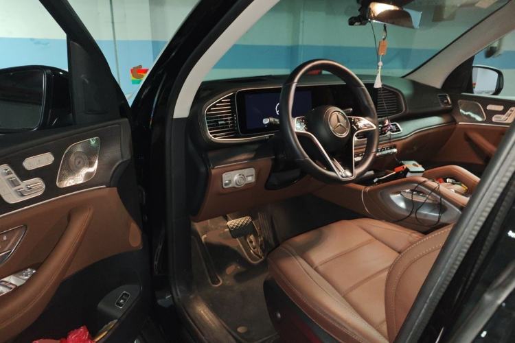 Used Mercedes-Benz GLE 2025 GLE 450 4MATIC Luxury Model Driver Seat
