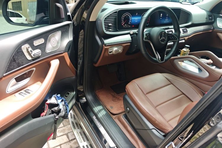 Used Mercedes-Benz GLE 2025 GLE 450 4MATIC Luxury Model Driver Seat