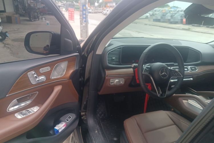Used Mercedes-Benz GLE 2025 GLE 450 4MATIC Fashion Edition Driver Seat