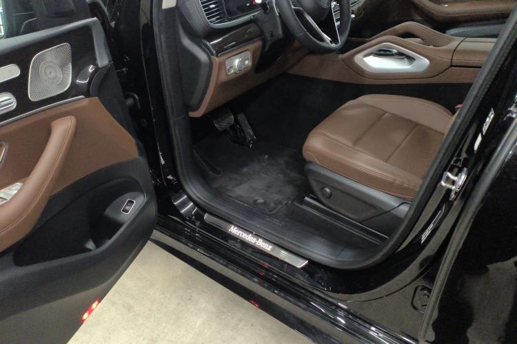 Used Mercedes-Benz GLE 2025-Year Restyled GLE 350 4MATIC Fashion Edition Driver Seat