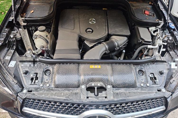 Used Mercedes-Benz GLE 2025 GLE 350 4MATIC Stylish Model Engine Bay