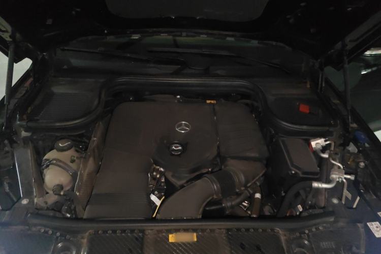 Used Mercedes-Benz GLE 2025 GLE 350 4MATIC Stylish Model Engine Bay