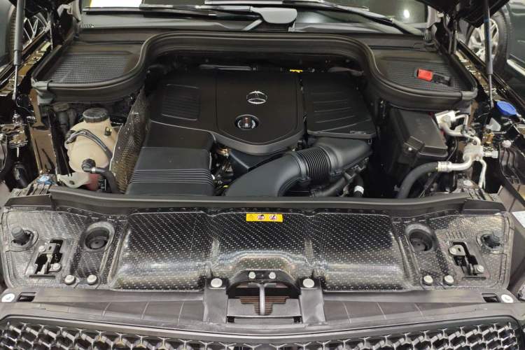 Used Mercedes-Benz GLE 2025 GLE 350 4MATIC Stylish Model Engine Bay