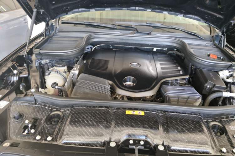 Used Mercedes-Benz GLE 2025 Facelift GLE 450 4MATIC Stylish Edition Engine Bay