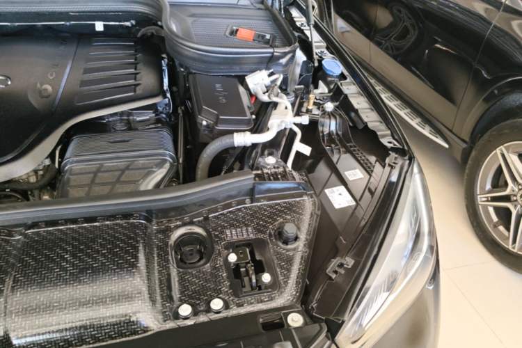 Used Mercedes-Benz GLE 2025 GLE 450 4MATIC Fashion Edition Engine Bay Left