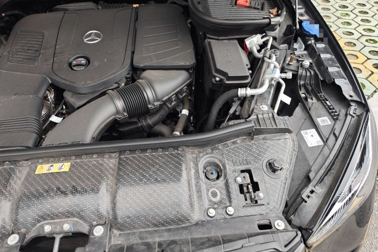 Used Mercedes-Benz GLE 2025 GLE 350 4MATIC Stylish Model Engine Bay Left