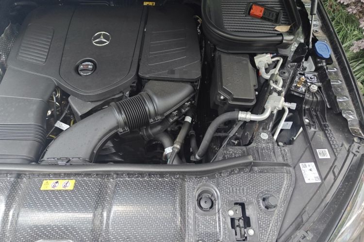 Used Mercedes-Benz GLE 2025 GLE 350 4MATIC Stylish Model Engine Bay Left