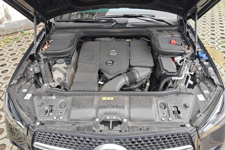 Used Mercedes-Benz GLE 2025 GLE 350 4MATIC Stylish Model Engine Bay