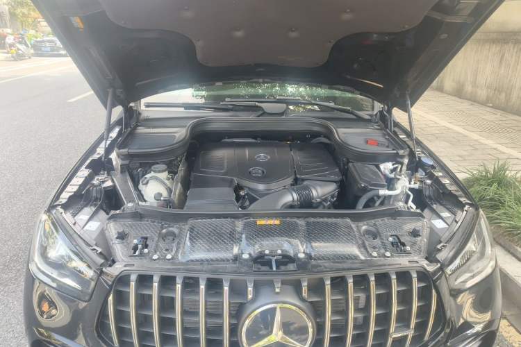 Used Mercedes-Benz GLE 2025 GLE 350 4MATIC Stylish Model Engine Bay