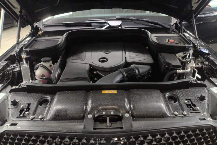 Used Mercedes-Benz GLE 2025-Year Restyled GLE 350 4MATIC Fashion Edition Engine Bay