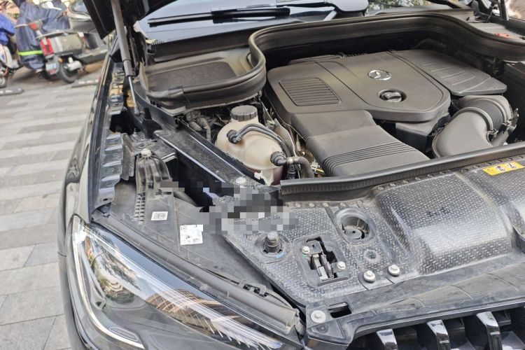 Used Mercedes-Benz GLE 2025 GLE 350 4MATIC Stylish Model Engine Bay Right