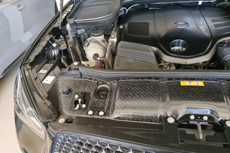 Used Mercedes-Benz GLE 2025 GLE 450 4MATIC Fashion Edition Engine Bay Right