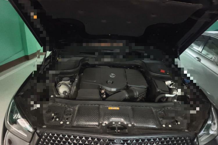 Used Mercedes-Benz GLE 2025-Year Restyled GLE 350 4MATIC Fashion Edition Engine Bay