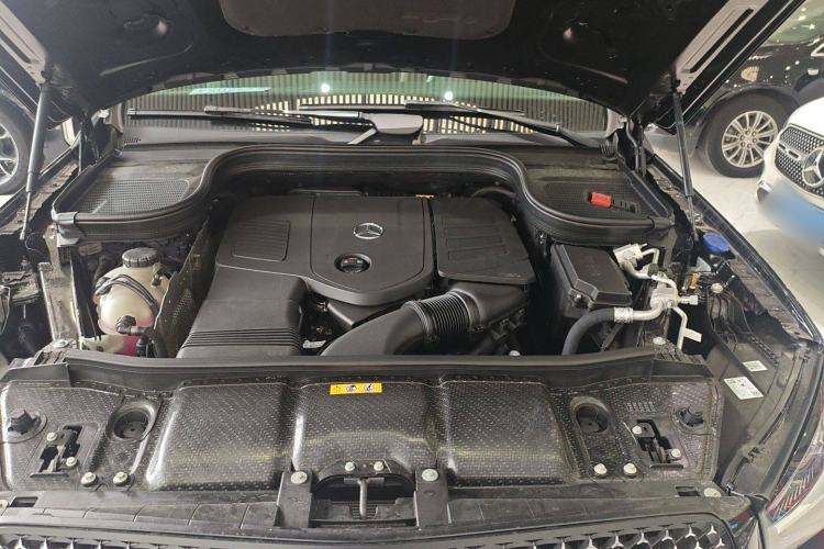 Used Mercedes-Benz GLE 2025-Year Restyled GLE 350 4MATIC Fashion Edition Engine Bay
