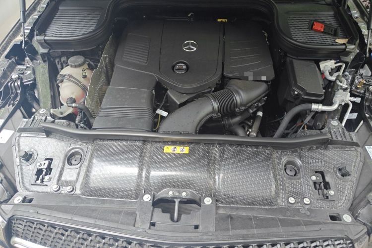 Used Mercedes-Benz GLE 2025 GLE 350 4MATIC Stylish Model Engine Bay