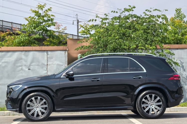 Used Mercedes-Benz GLE 2025 GLE 350 4MATIC Stylish Model Exterior 3
