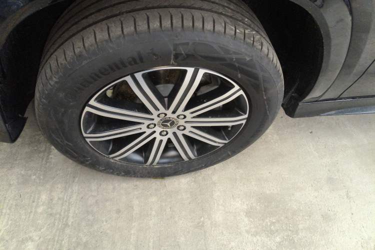 Used Mercedes-Benz GLE 2025-Year Restyled GLE 350 4MATIC Fashion Edition Exterior 7