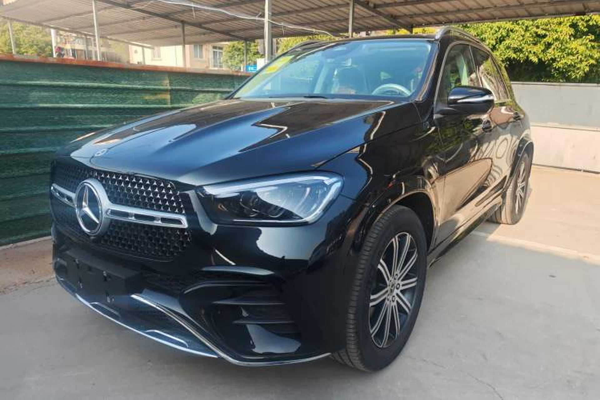 Used Mercedes-Benz GLE 2025-Year Restyled GLE 350 4MATIC Fashion Edition Front Left 45 Deg