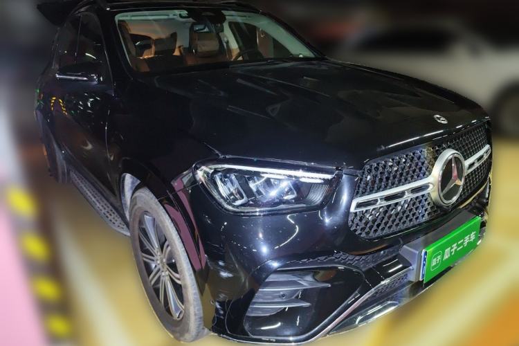 Used Mercedes-Benz GLE 2025 GLE 350 4MATIC Stylish Model Front Right 45 Deg