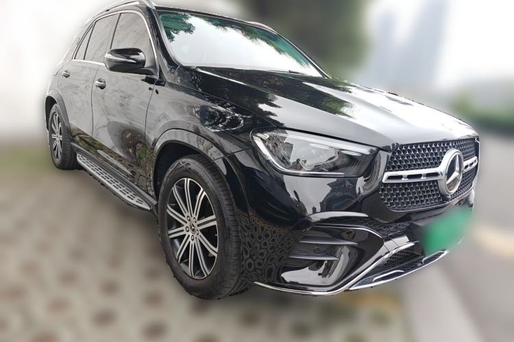 Used Mercedes-Benz GLE 2025 GLE 350 4MATIC Stylish Model Front Right 45 Deg