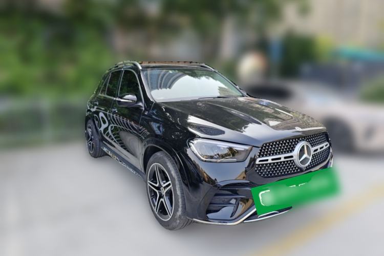 Used Mercedes-Benz GLE 2025-Year Restyled GLE 350 4MATIC Fashion Edition Front Right 45 Deg