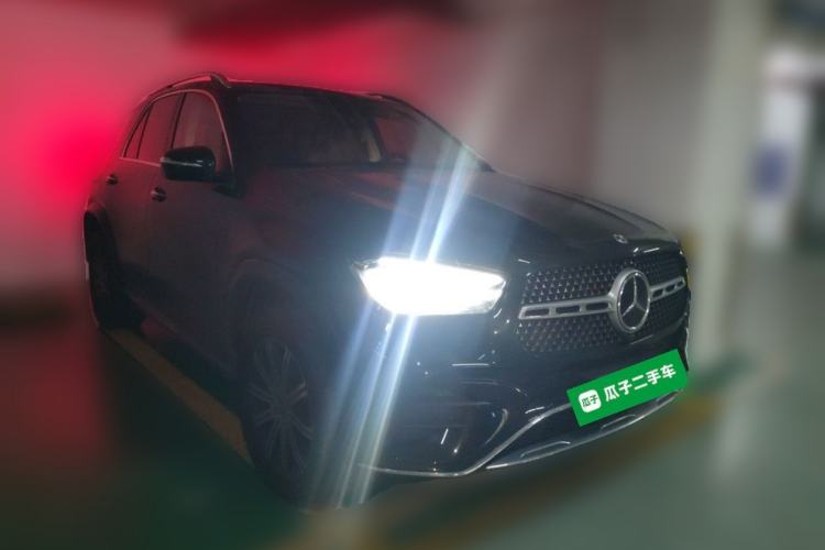 Used Mercedes-Benz GLE 2025 GLE 350 4MATIC Stylish Model Front Right 45 Deg