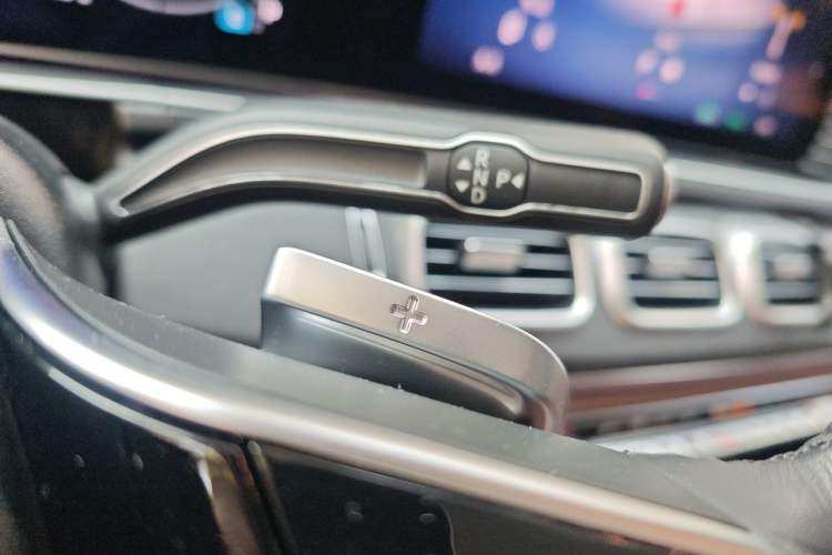 Used Mercedes-Benz GLE 2025 GLE 350 4MATIC Stylish Model Gear Lever