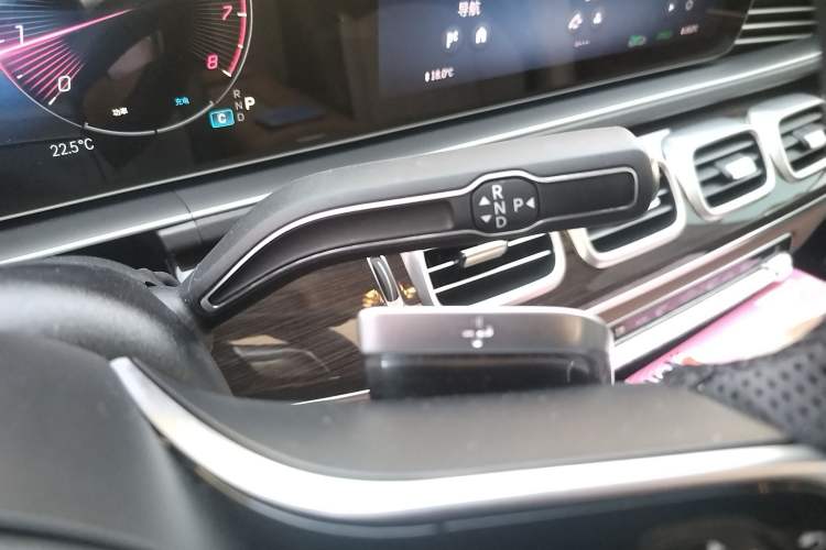 Used Mercedes-Benz GLE 2025 GLE 350 4MATIC Stylish Model Gear Lever