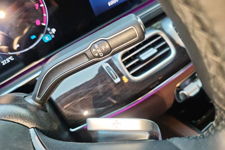 Used Mercedes-Benz GLE 2025 GLE 350 4MATIC Stylish Model Gear Lever