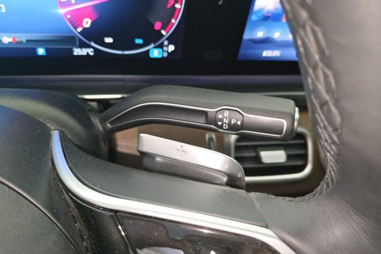 Used Mercedes-Benz GLE 2025 GLE 450 4MATIC Fashion Edition Gear Lever