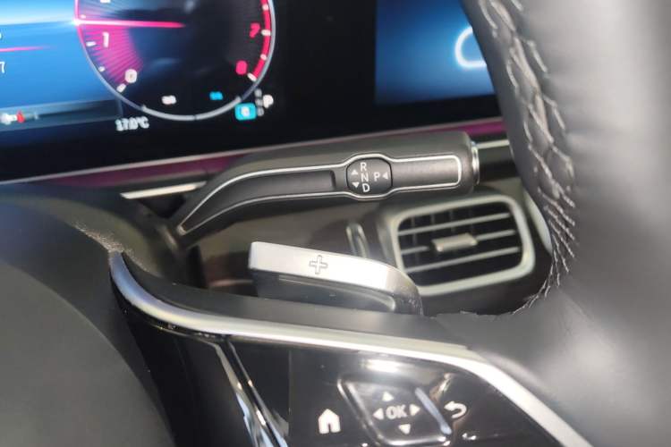 Used Mercedes-Benz GLE 2025 GLE 350 4MATIC Stylish Model Gear Lever