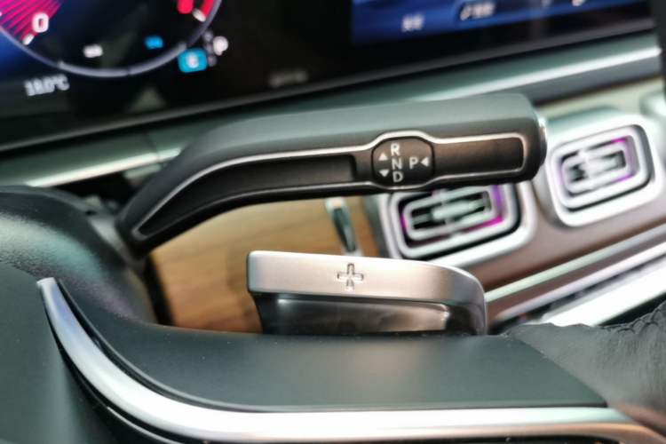 Used Mercedes-Benz GLE 2025-Year Restyled GLE 350 4MATIC Dynamic Edition Gear Lever