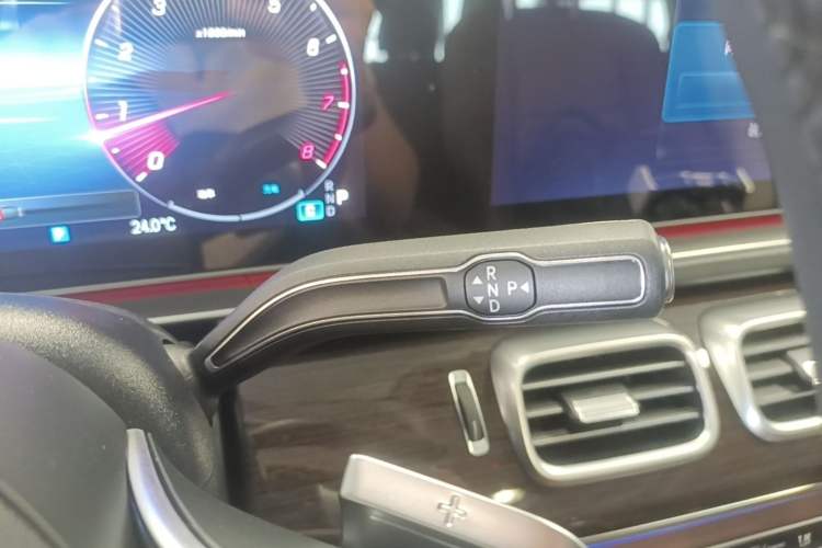 Used Mercedes-Benz GLE 2025-Year Restyled GLE 350 4MATIC Dynamic Edition Gear Lever