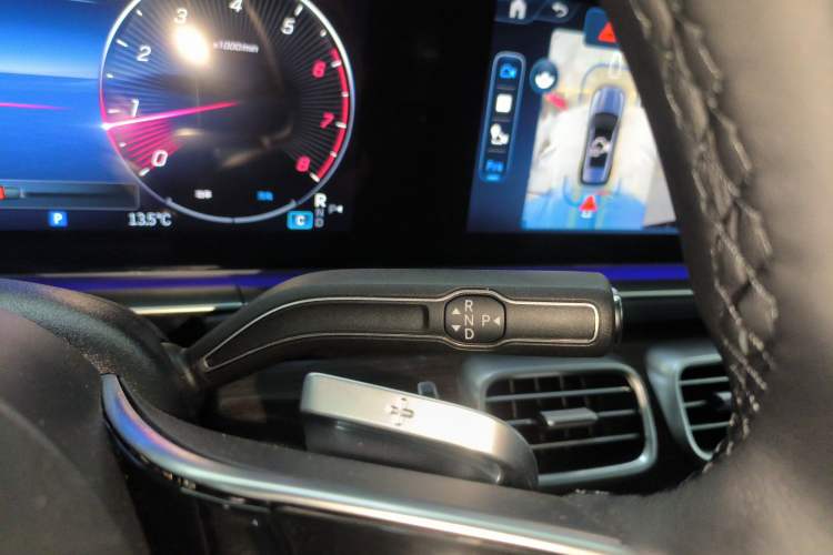 Used Mercedes-Benz GLE 2025-Year Restyled GLE 350 4MATIC Fashion Edition Gear Lever