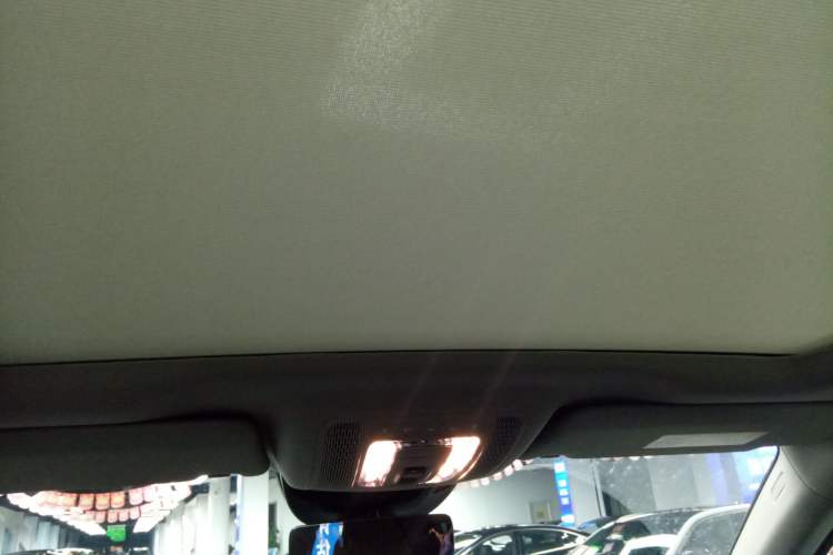 Used Mercedes-Benz GLE 2025 GLE 350 4MATIC Stylish Model Headliner
