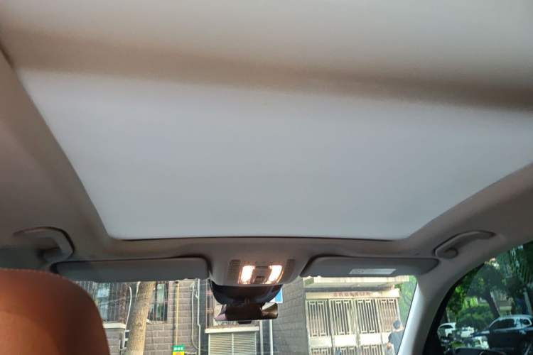 Used Mercedes-Benz GLE 2025 GLE 350 4MATIC Stylish Model Headliner