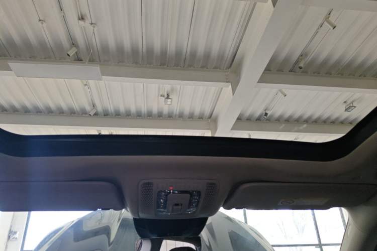Used Mercedes-Benz GLE 2025 Facelift GLE 450 4MATIC Stylish Edition Headliner