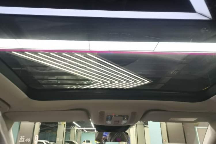 Used Mercedes-Benz GLE 2025 GLE 350 4MATIC Stylish Model Headliner