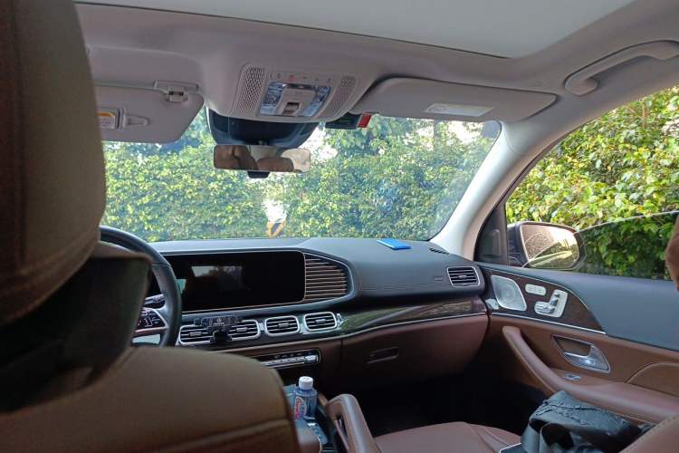Used Mercedes-Benz GLE 2025 GLE 350 4MATIC Stylish Model Headliner