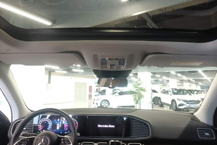 Used Mercedes-Benz GLE 2025-Year Restyled GLE 350 4MATIC Dynamic Edition Headliner