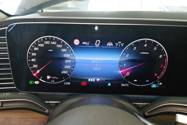 Used Mercedes-Benz GLE 2025 Facelift GLE 450 4MATIC Stylish Edition Instrument Cluster