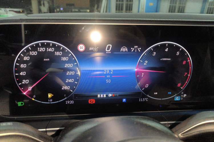 Used Mercedes-Benz GLE 2025-Year Restyled GLE 350 4MATIC Fashion Edition Instrument Cluster