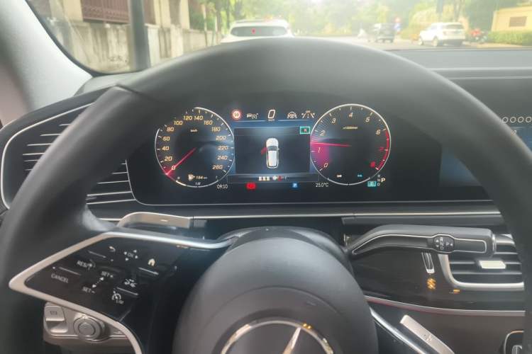 Used Mercedes-Benz GLE 2025 GLE 350 4MATIC Stylish Model Instrument Cluster
