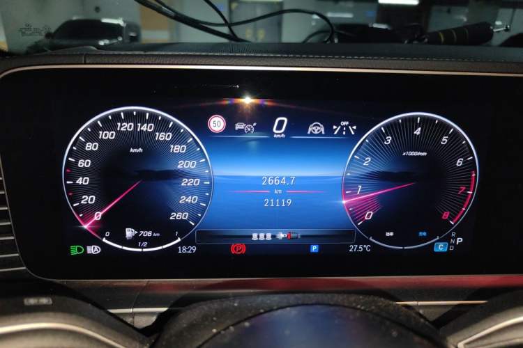 Used Mercedes-Benz GLE 2025 GLE 350 4MATIC Stylish Model Instrument Cluster