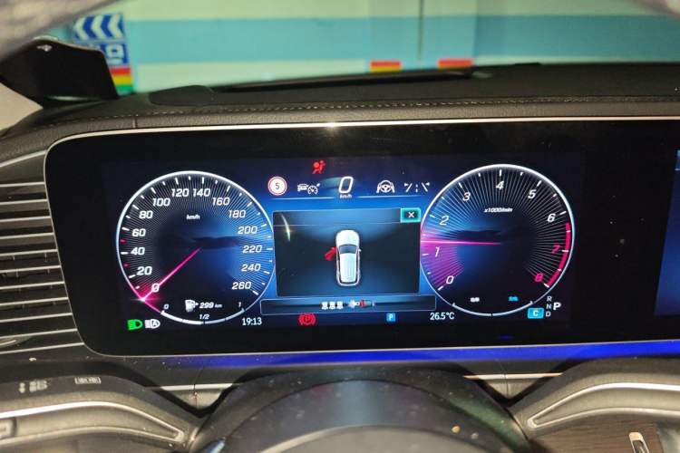 Used Mercedes-Benz GLE 2025 GLE 450 4MATIC Luxury Model Instrument Cluster
