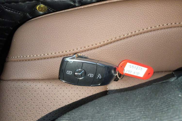 Used Mercedes-Benz GLE 2025-Year Restyled GLE 350 4MATIC Fashion Edition Interior 1