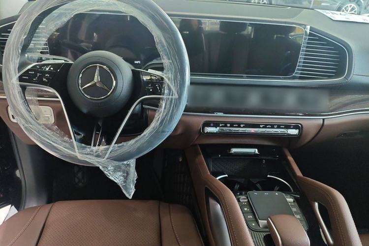 Used Mercedes-Benz GLE 2025-Year Restyled GLE 350 4MATIC Fashion Edition Interior 3